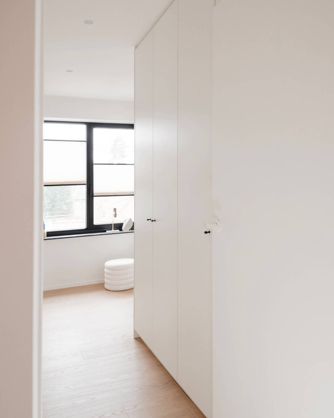 Walk-in custom dressing at Sundae Huis