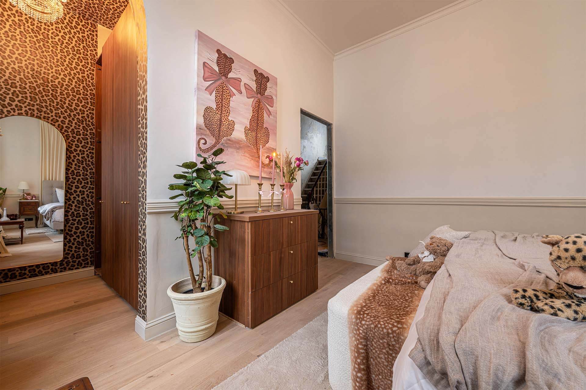 Kasten van Maatkasten Online in de slaapkamer van het VTM programma Huis Gemaakt