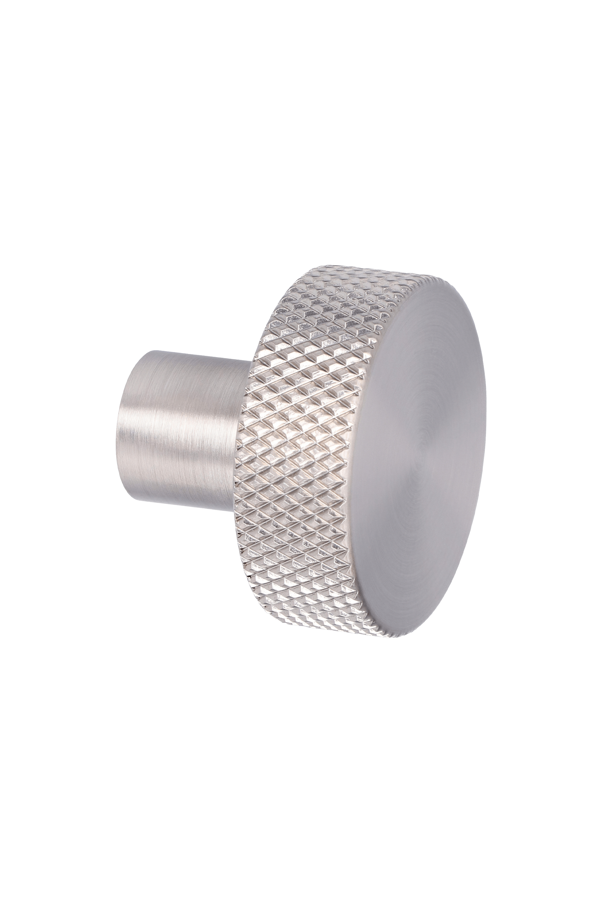 Button metallic handgreep, zijaanzicht. Diamond cut structuur op randen, diameter 3,5cm. Van uit de boetiek van Maatkasten Online.